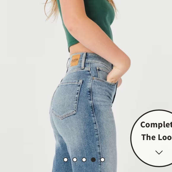 NWT Hollister Ultra High Rise Medium Wash Dad Jeans - Picture 6 of 8